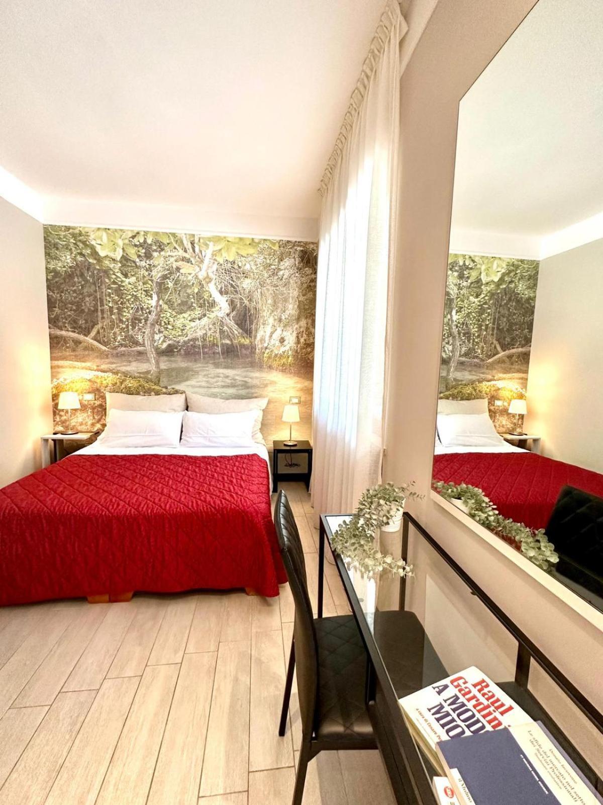 Hotel La Ginestra Акуаланя Екстериор снимка
